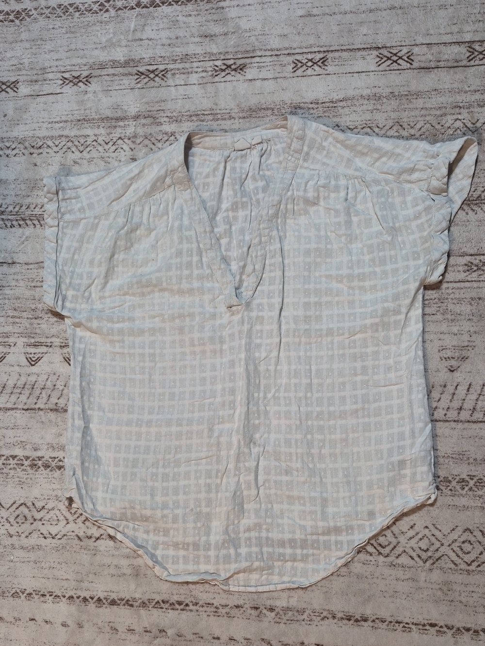 GAP Cream Textured Check V-Neck Women's Blouse